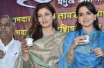 Raveena Tandon, Shaina NC at chai pe charcha event by shaina nc in Mumbai on 14th Feb 2014